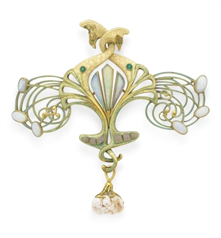 Brooch by Georges Fouquet, 18k gold, enamel, opal, garnet, pearl, circa 1900, Musée des Arts Décoratifs