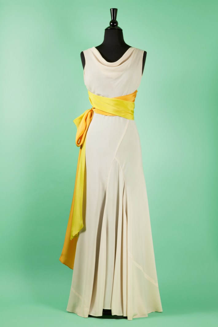 23-prom-dress-pg-138